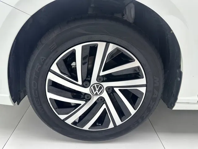 Volkswagen Lavida — Фото автомобиля 21
