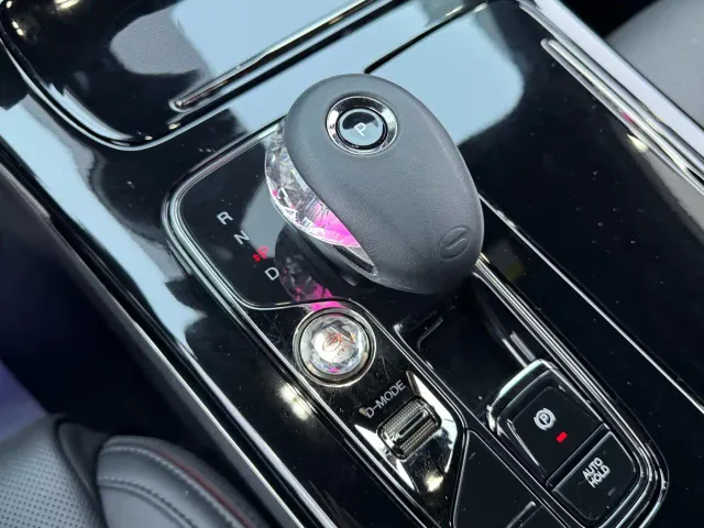 GAC Trumpchi M8 — Фото автомобиля 9