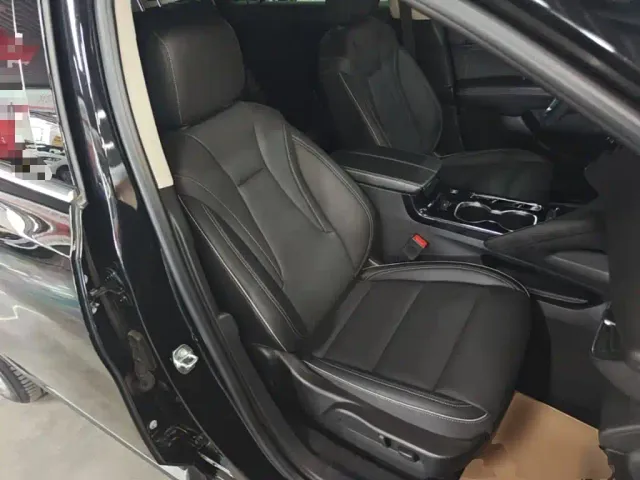 Buick Envision Plus — Фото автомобиля 24