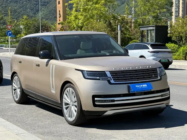 Land Rover Range Rover — Фото автомобиля 3