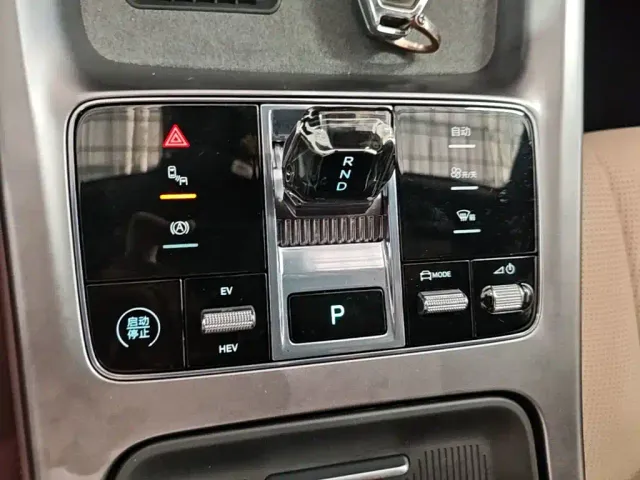 BYD Seal — Фото автомобиля 13