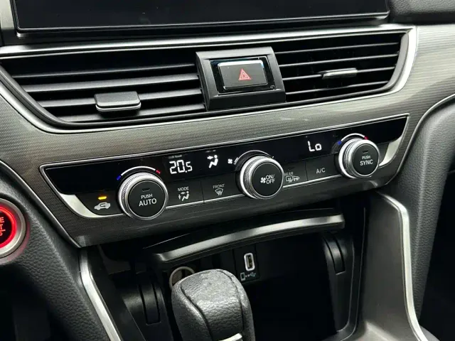 Honda Accord — Фото автомобиля 17