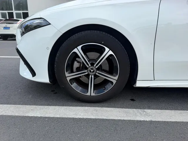 Mercedes-Benz A-Class — Фото автомобиля 9
