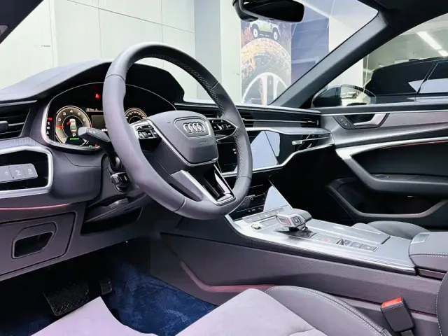 Audi A6L — Фото автомобиля 8