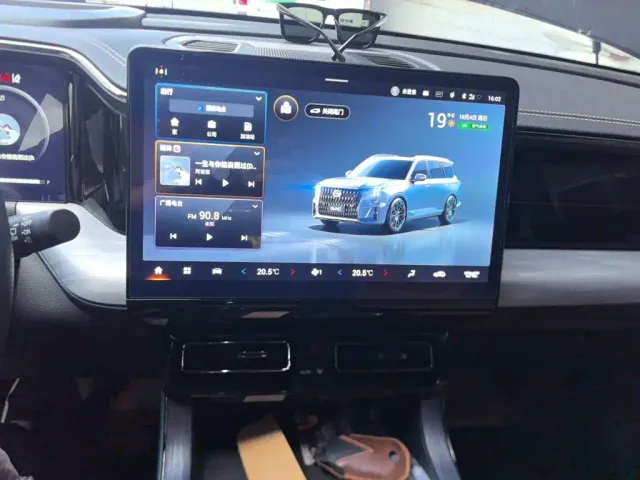 GAC Trumpchi GS8 — Фото автомобиля 14