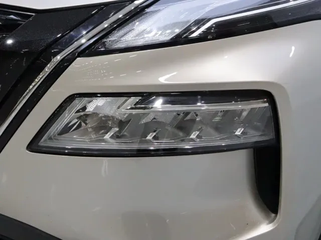 Nissan X-Trail — Фото автомобиля 18