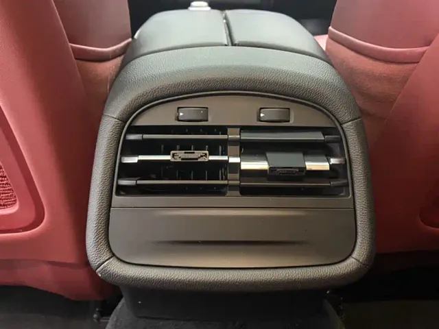 Maserati Ghibli — Фото автомобиля 23
