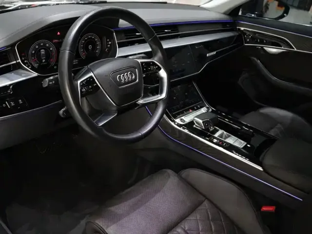 Audi Audi A8 2022 A8L 50 TFSI quattro Comfort Collector's Edition — Фото автомобиля 6
