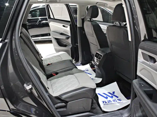 Volkswagen Talagon — Фото автомобиля 12