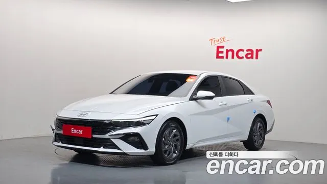 Фотография автомобиля — Hyundai Avante CN7