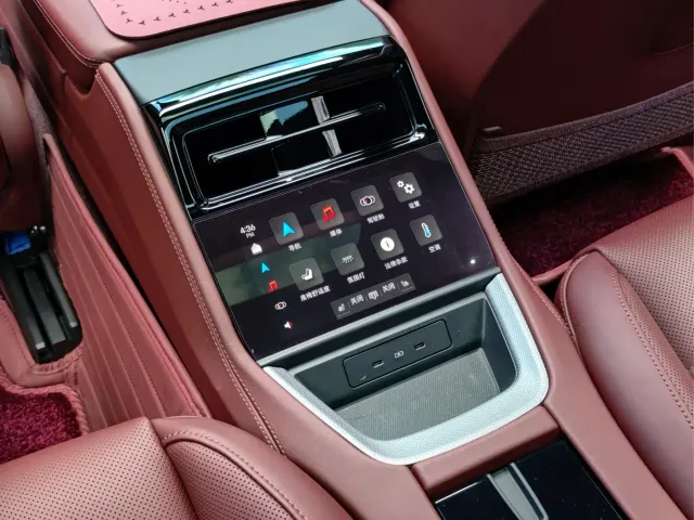 Porsche Panamera — Фото автомобиля 12
