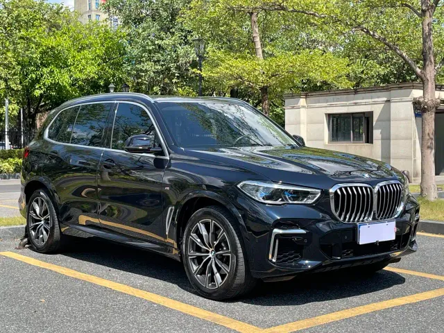 BMW X5 — Фото автомобиля 3