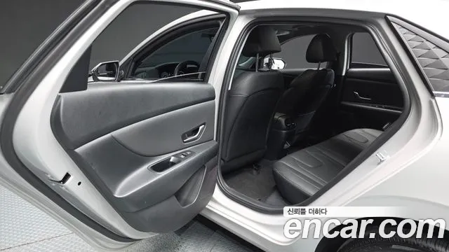 Hyundai Avante — Фото автомобиля 16