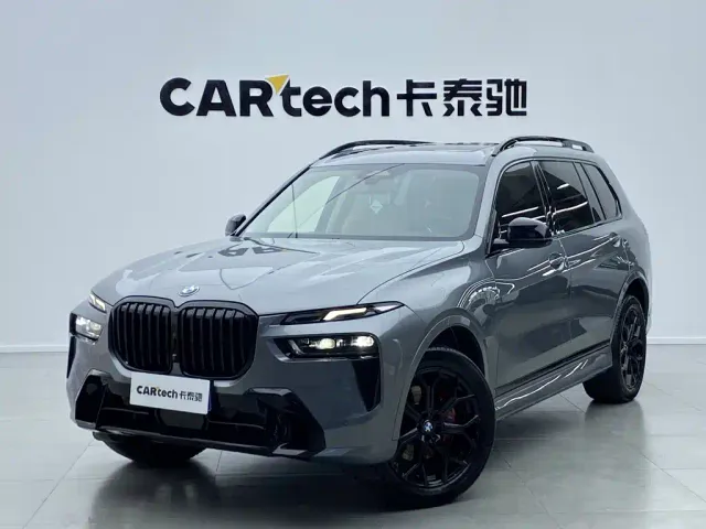 BMW X7 — Фото автомобиля 4