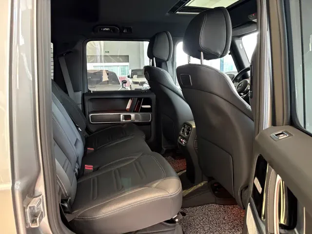Mercedes-Benz G-Class — Фото автомобиля 19