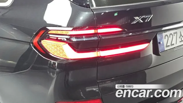 BMW X7 — Фото автомобиля 7