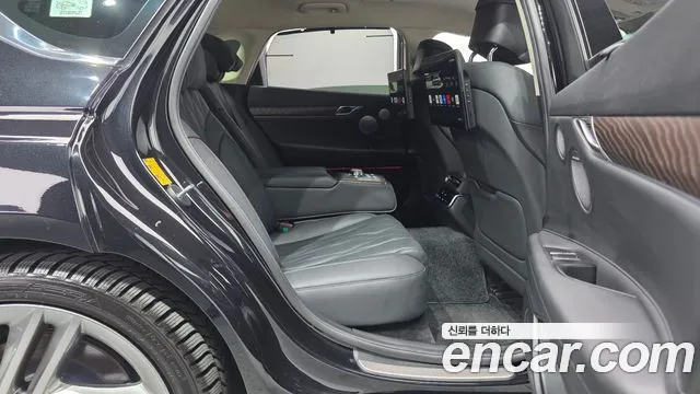 Genesis G80 Бензин 3.5 турбо AWD — Фото автомобиля 11