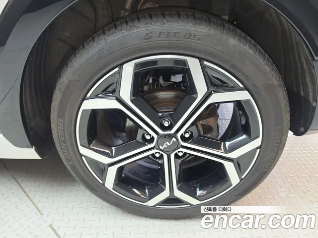 Kia Niro The All New — Фото автомобиля 6