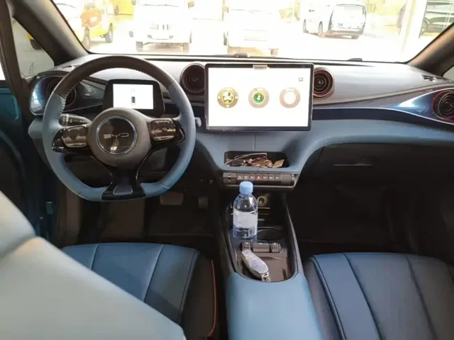 BYD Dolphin 2021 Model 405km Fashion Edition — Фото автомобиля 9