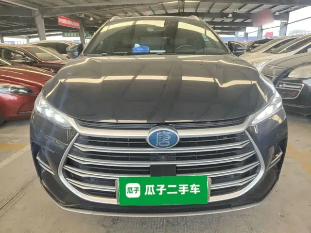 BYD Tang — Фото автомобиля 2