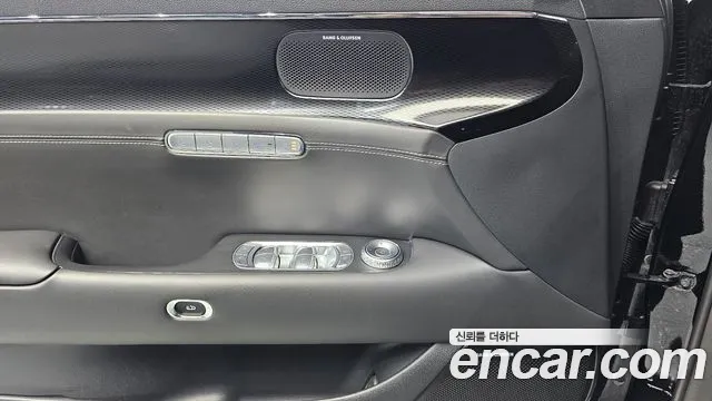 Genesis G90 Бензин 3.5 турбо AWD — Фото автомобиля 16