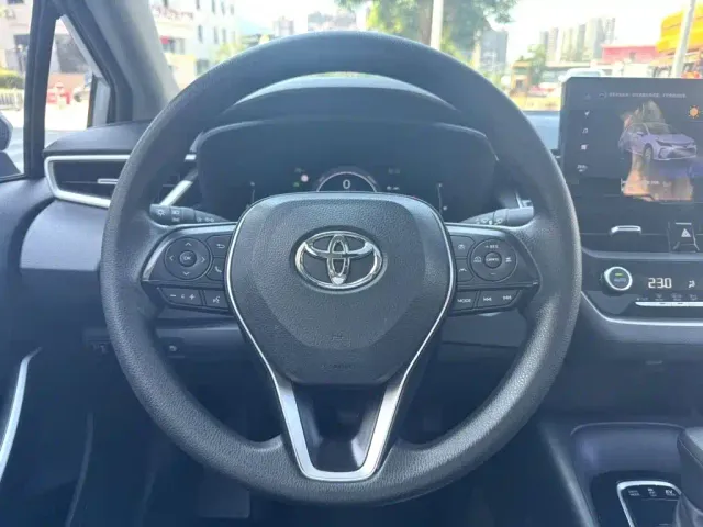Toyota Corolla — Фото автомобиля 7