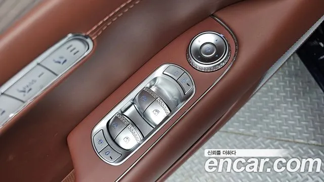 Genesis G90 RS4 — Фото автомобиля 27