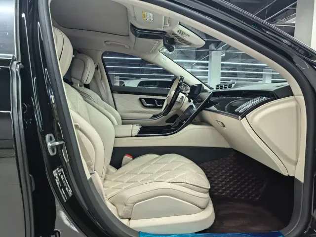 Mercedes-Benz Maybach S-Class — Фото автомобиля 11