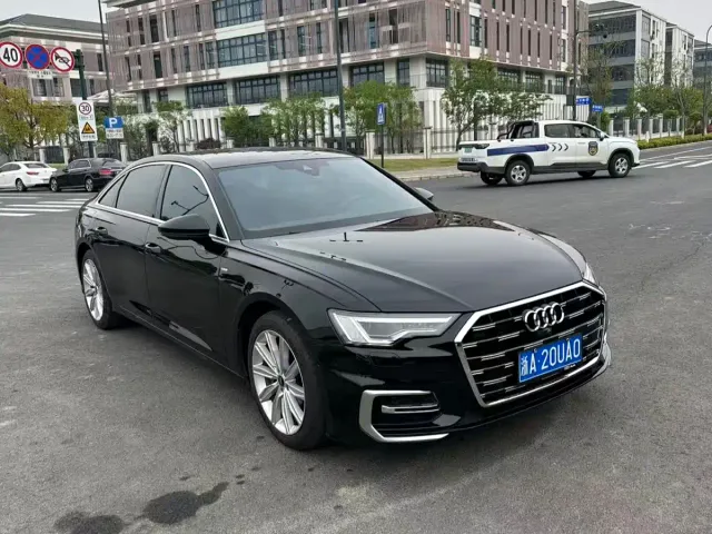 Audi A6L — Фото автомобиля 3