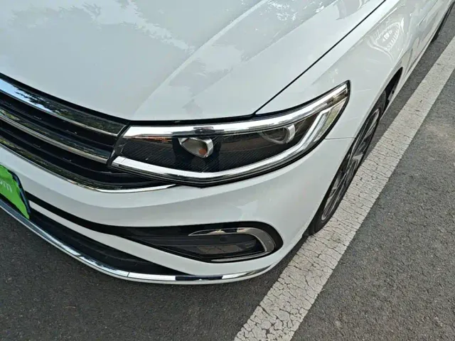 Volkswagen Bora — Фото автомобиля 23