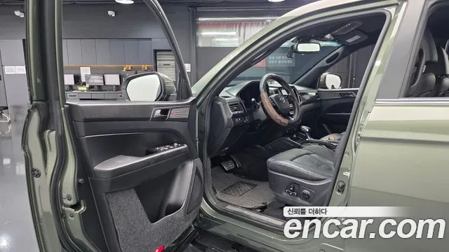 KG_Mobility_Ssangyong Rexton Новый Rexton Sport Khan Дизель 2.2 2WD — Фото автомобиля 9