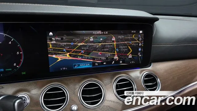 Mercedes-Benz E-Class W213 — Фото автомобиля 21