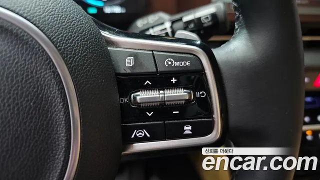 Kia Canival Carnival 4 поколение Дизель 7 мест Signature — Фото автомобиля 15