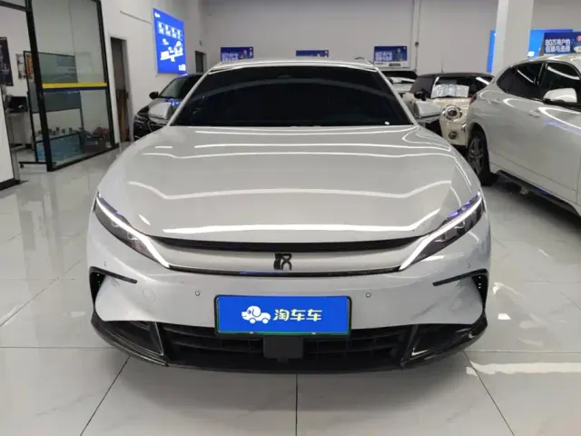 BYD Han — Фото автомобиля 2