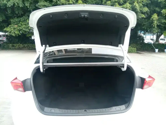 Buick Verano — Фото автомобиля 14
