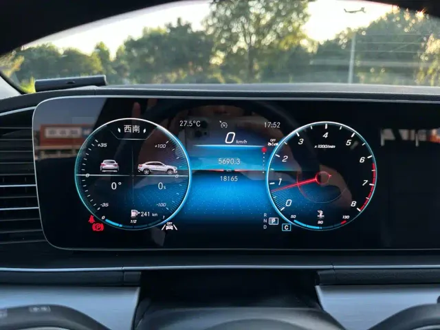 Mercedes-Benz GLE Coupe — Фото автомобиля 11