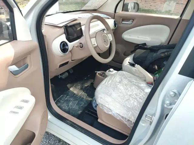Wuling Hongguang Mini EV — Фото автомобиля 15