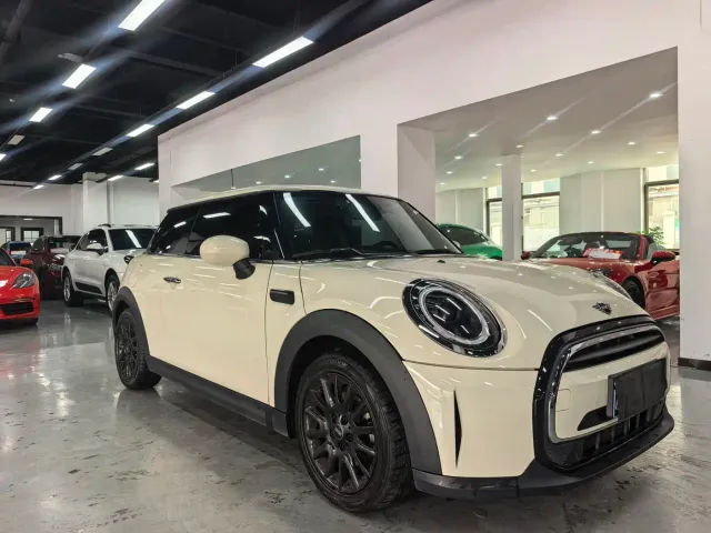 MINI Hatch — Фото автомобиля 7