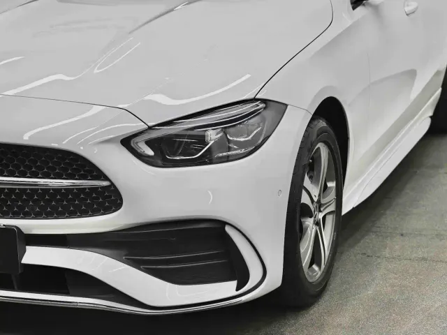 Mercedes-Benz C-Class — Фото автомобиля 18