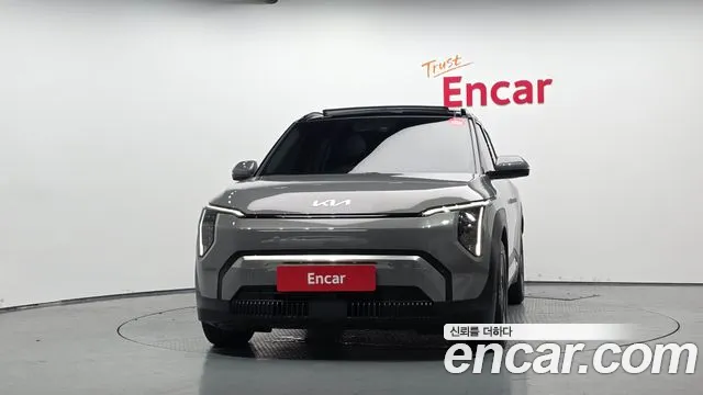 Kia EV3 — Фото автомобиля 3