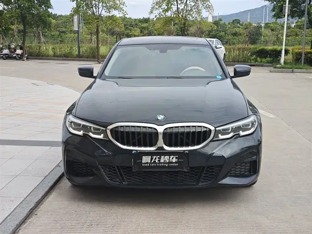 BMW 3 Series — Фото автомобиля 2