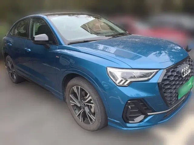 Audi Q3 Sportback — Фото автомобиля 3