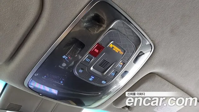 Genesis GV80 — Фото автомобиля 16