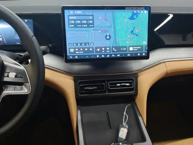 BYD Song L DM-i — Фото автомобиля 13