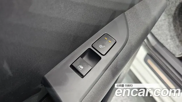 Kia Niro — Фото автомобиля 19