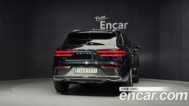 Genesis GV70 — Фото автомобиля 4
