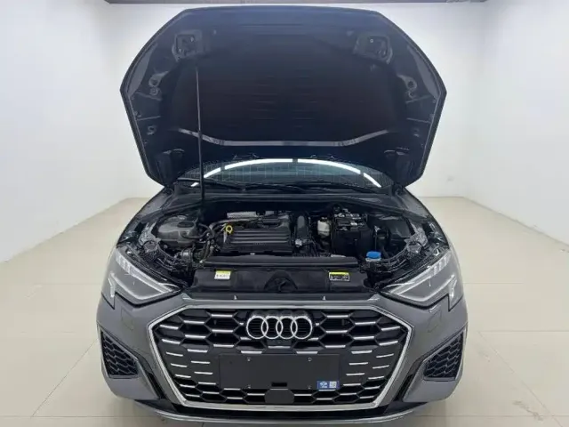 Audi Audi A3 2023 Facelift Sportback 35 TFSI Fashion Sport — Фото автомобиля 7