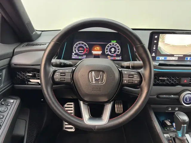 Honda Accord — Фото автомобиля 13