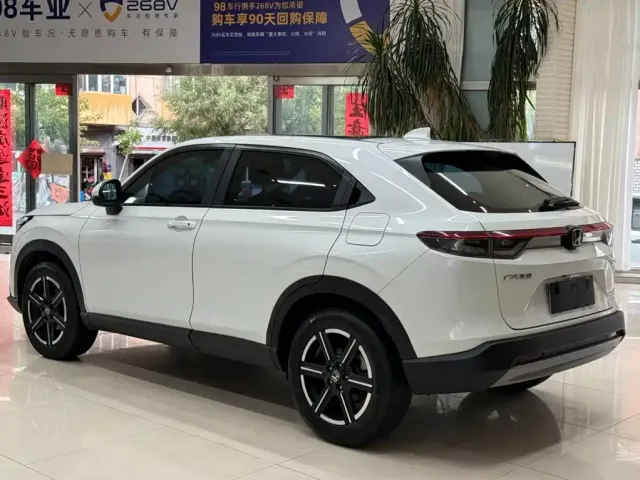 Honda Vezel — Фото автомобиля 6
