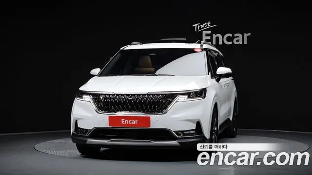 Kia Canival Carnival 4 поколение Бензин 9 мест Signature — Фото автомобиля 3